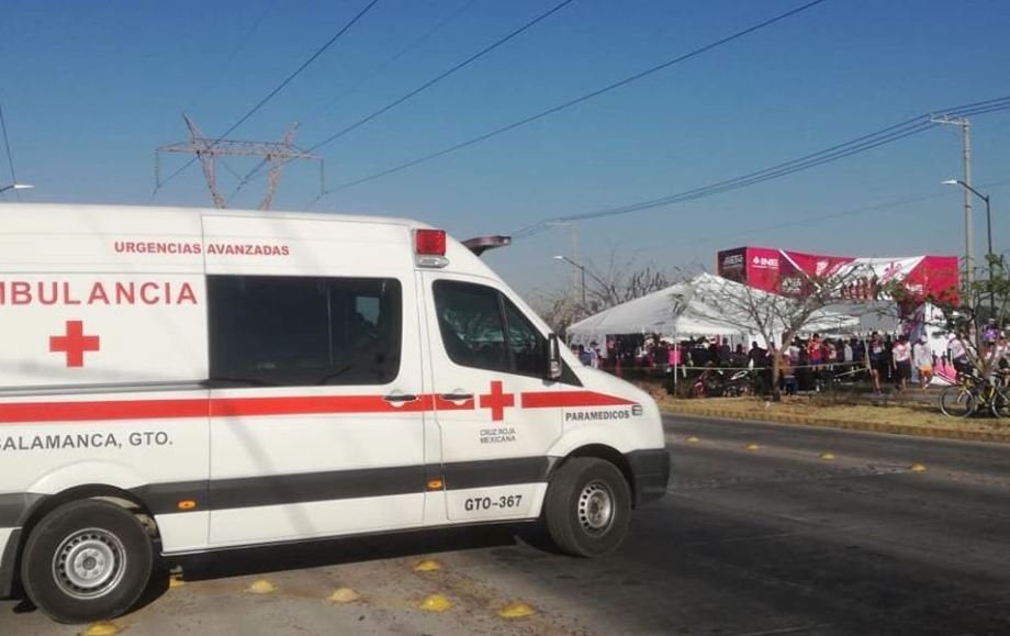 ambulancia-cruz-roja-salamanca-guanajuato.jpg