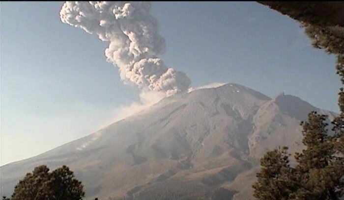 volcan-popocatepetl-registra-explosiones-con-contenido-de-ceniza-cnpc-mx-e1558015303473.jpg