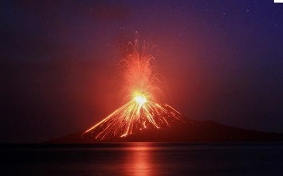 servicio-vulcanologia-indonesia-volcan-entro_47_0_506_315.jpg