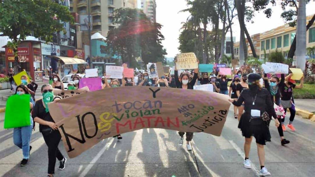 feministas-protesta-acapulco-asesinato-twitter.jpg