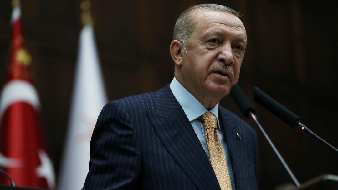 turquia-anuncia-medidas-legales-por-la-caricatura-de-erdogan-en-charlie-hebdo-foto-reuters.jpg