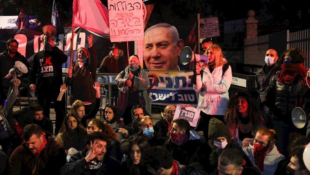 protesta-contra-netanyahu-convoca-a-miles-de-personas-en-israel-efe.jpg