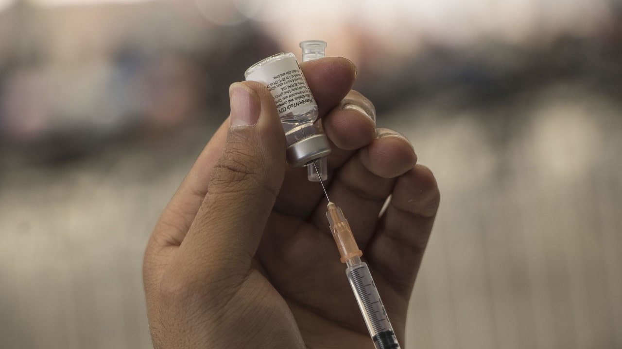 mexico-ha-recibido-mas-de-30-millones-de-vacunas-covid-19-alcanzara-40-millones-en-junio-ebrard.jpg