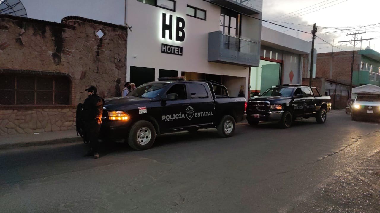 rescatan-a-12-hombres-secuestrados-en-hotel-de-acatlan-de-juarez-jalisco.jpg