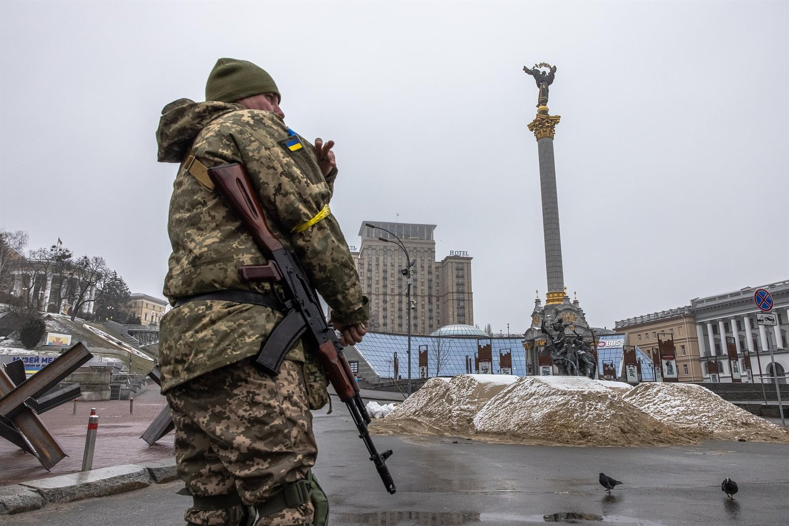 soldado-ucraniano-en-kiev.jpg