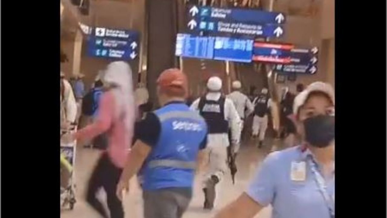 video-disparos-en-aeropuerto-internacional-cancun-miedo-caos-codigo-rojo.jpg
