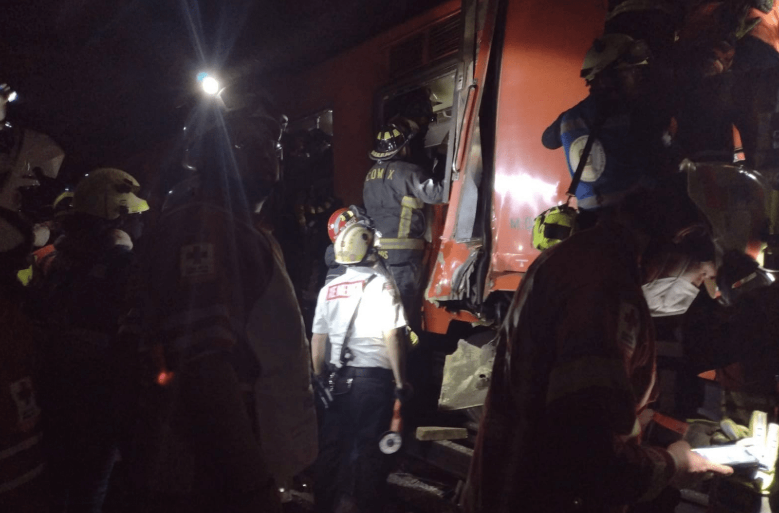 chocan-trenes-en-la-l3-del-metro-de-la-ciudad-de-mexico-un-muerto-y-57-lesionados.png