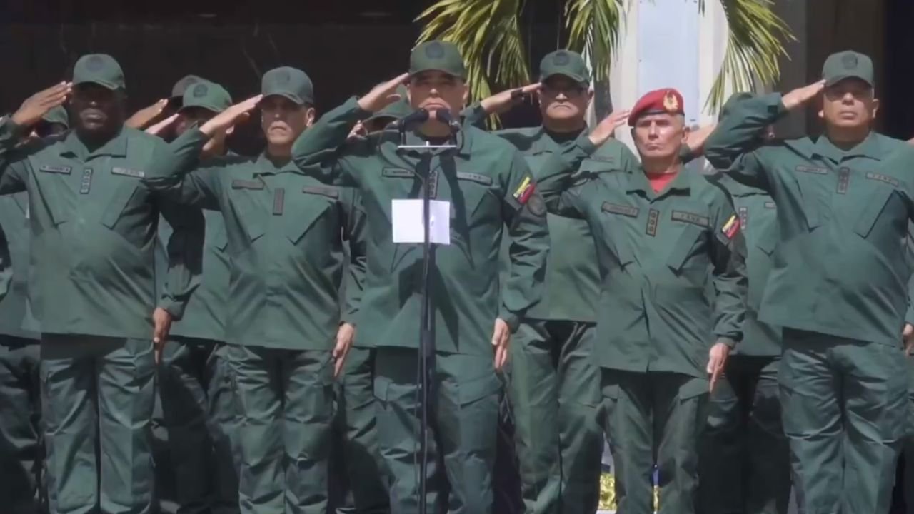 Expulsan-a-33-militares-venezolanos-por-conspiraciones-contra-Maduro.jpg
