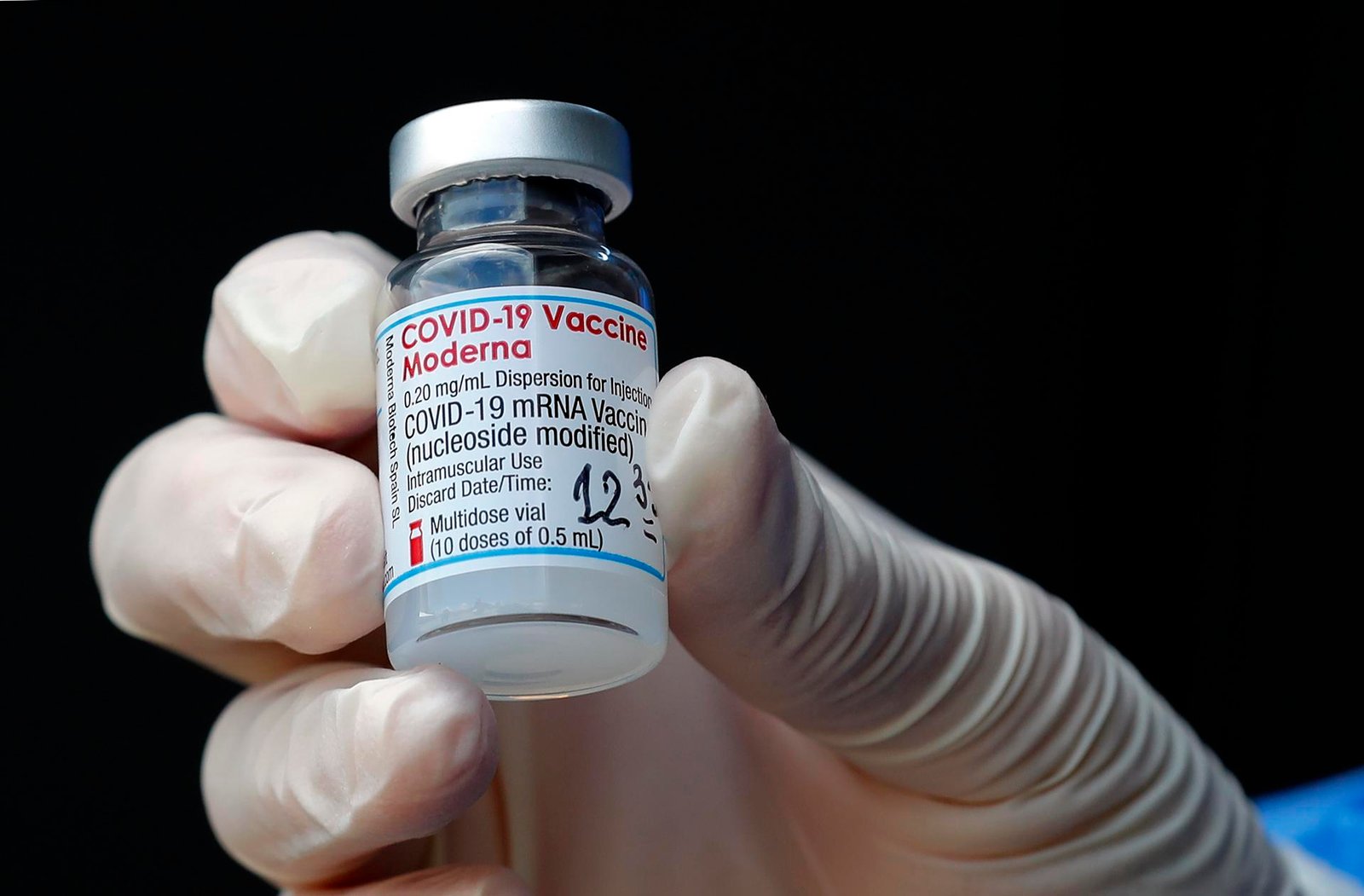 moderna-covid-19-vacunas.jpg
