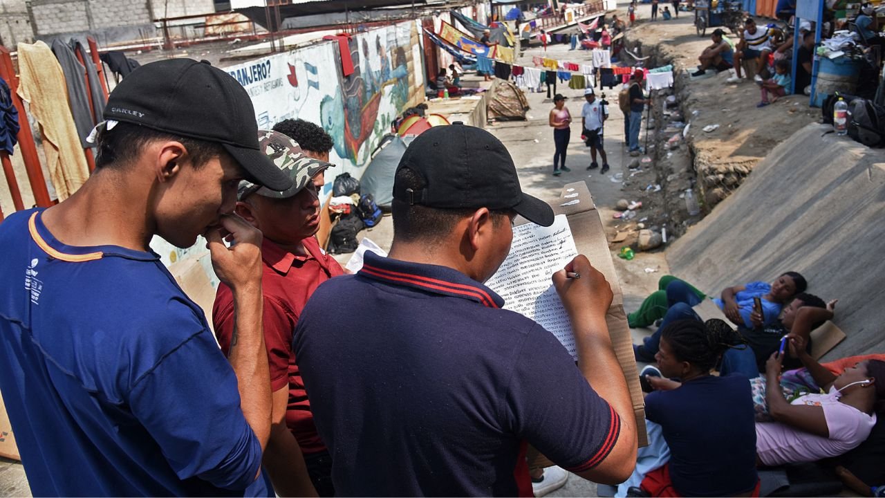 gobierno-de-mexico-tambien-dara-apoyos-economicos-a-migrantes-de-colombia-y-ecuador-amlo.jpg