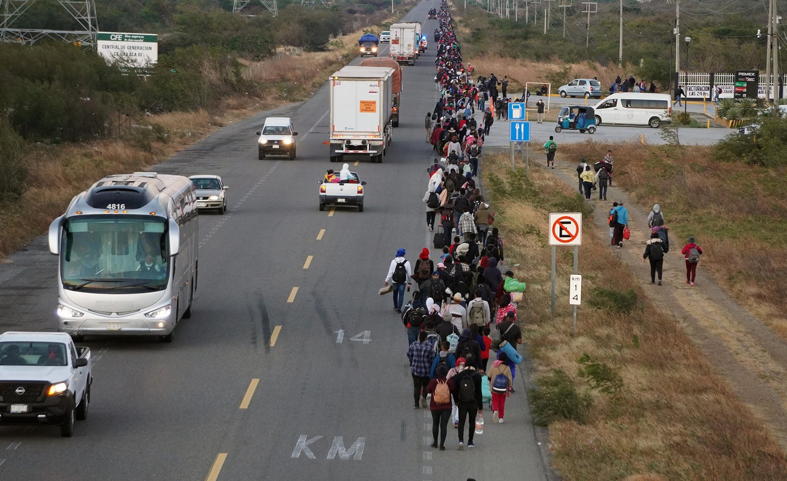 caravana-migrantes-juchitan-oaxaca-migracion.jpg