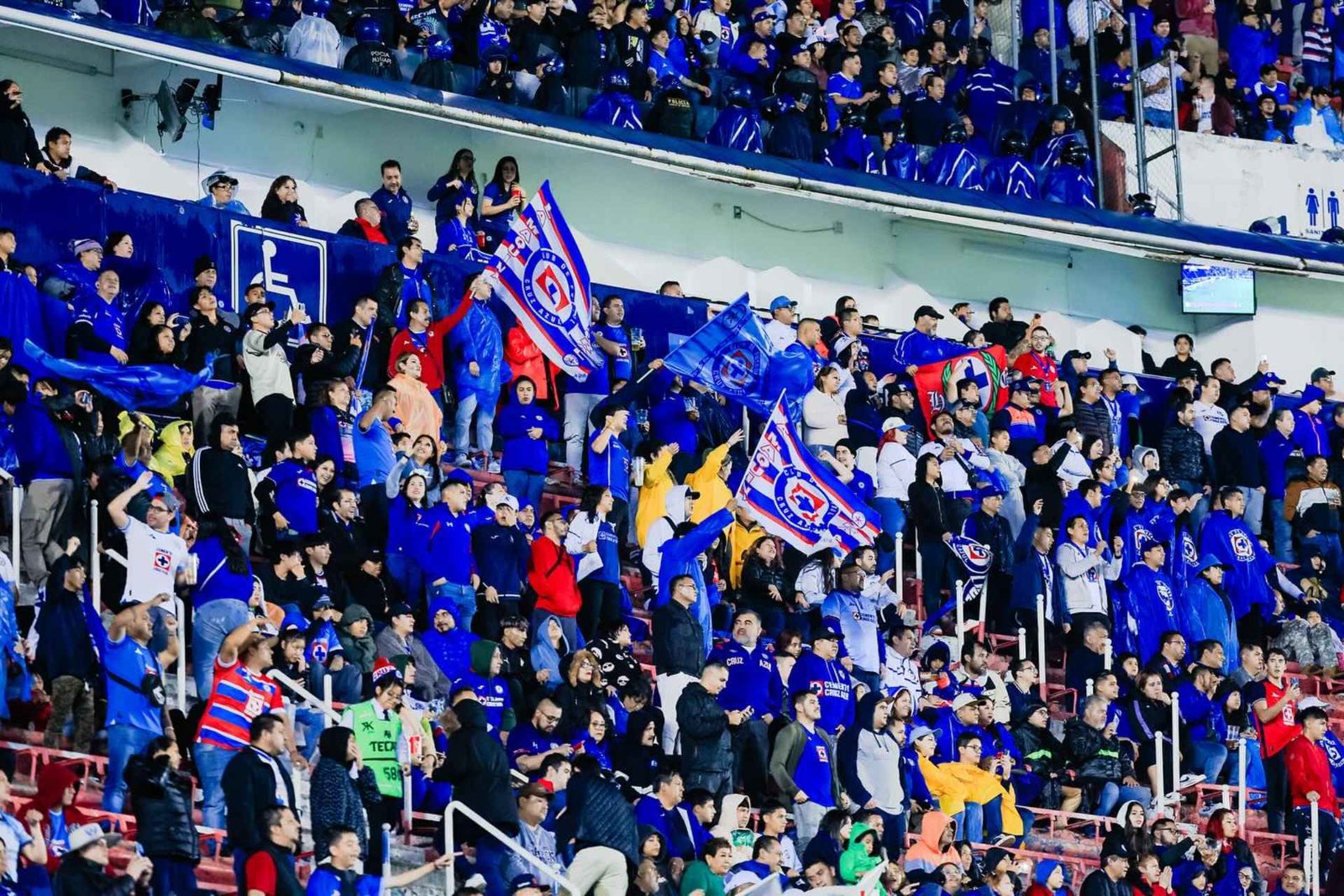 estadio-ciudad-de-los-deportes-cruz-azul-1.jpg