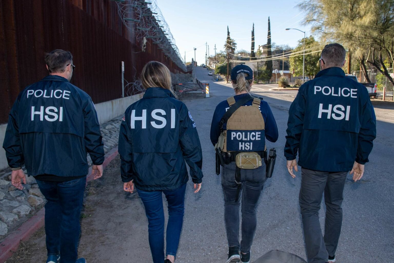 muro-fronterizo-hsi-ice-migrantes-1536x1024-1.jpg