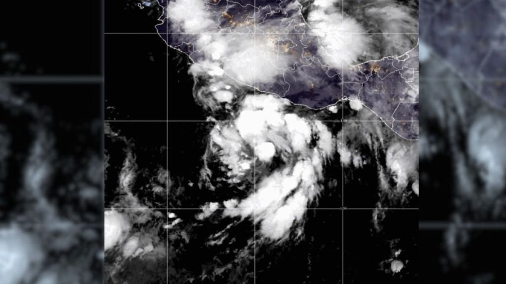 depresion-tropical-seis-e-al-sur-de-las-costas-de-guerrero.jpg