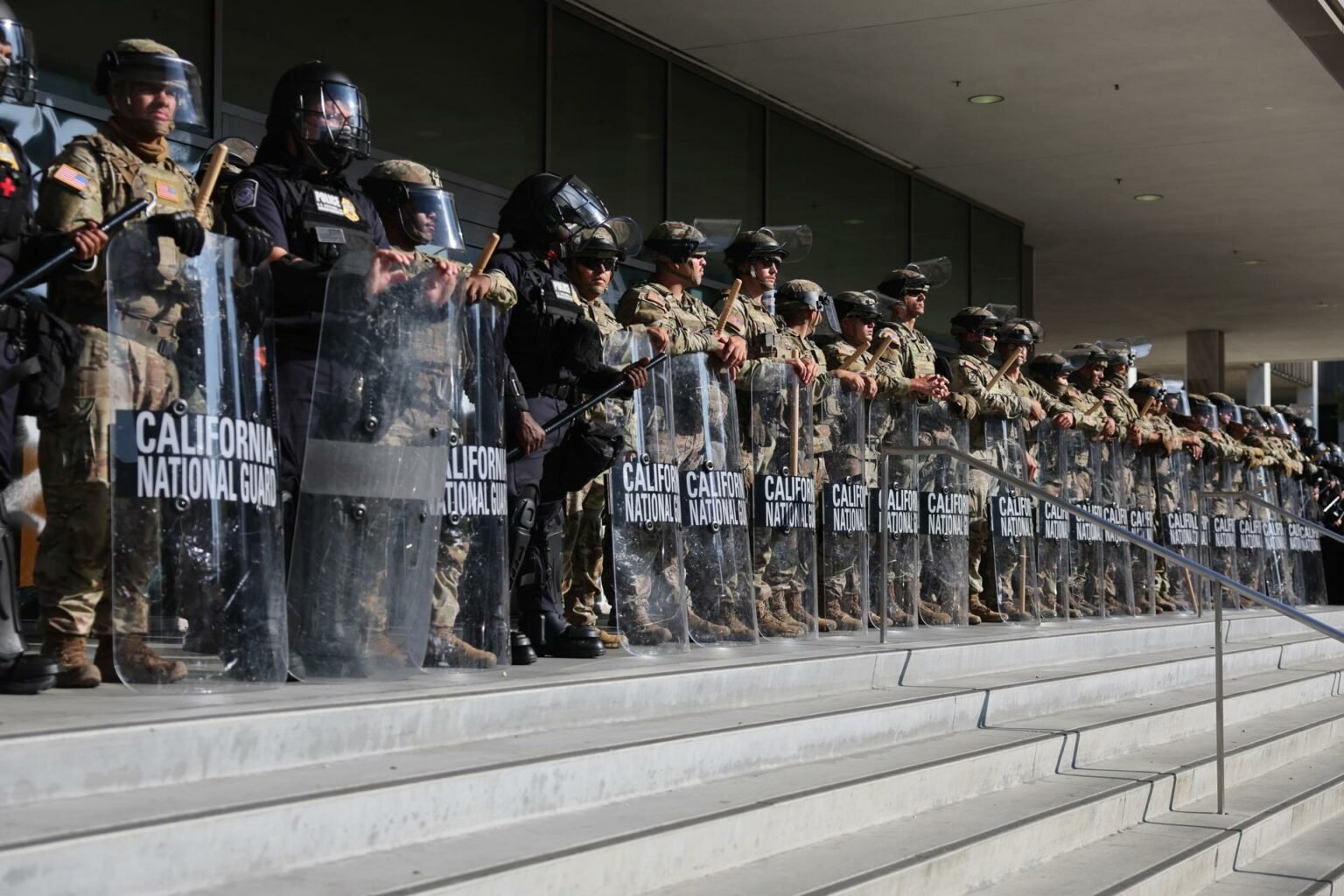 guardia-nacional-california-protestas-los-angeles-1536x1024-1.jpg