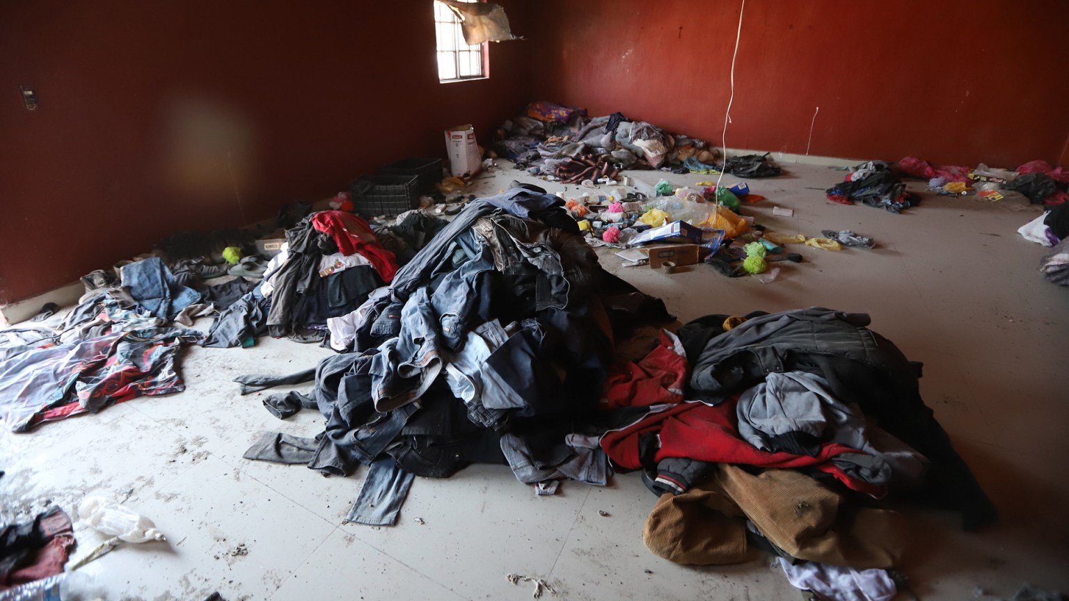 ropa-hallada-en-rancho-izaguirre-de-jalisco.jpg