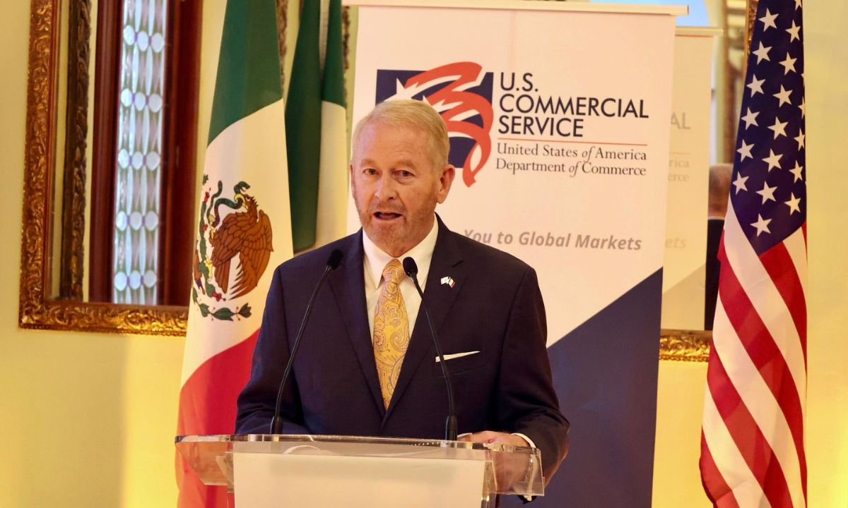 carteles-del-narcotrafico-se-estan-yendo-a-la-quiebra-embajador-de-estados-unidos-en-mexico.jpg