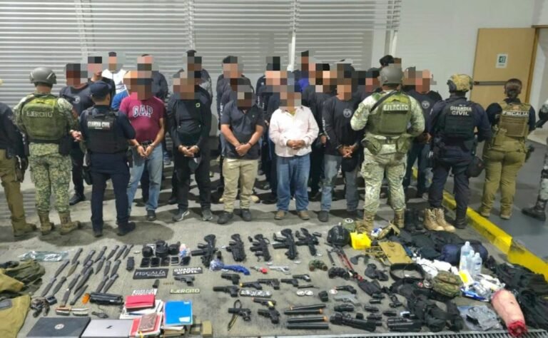 seguidores-de-la-luz-del-mundo-detenidos-en-michoacan-768x474-1.jpg
