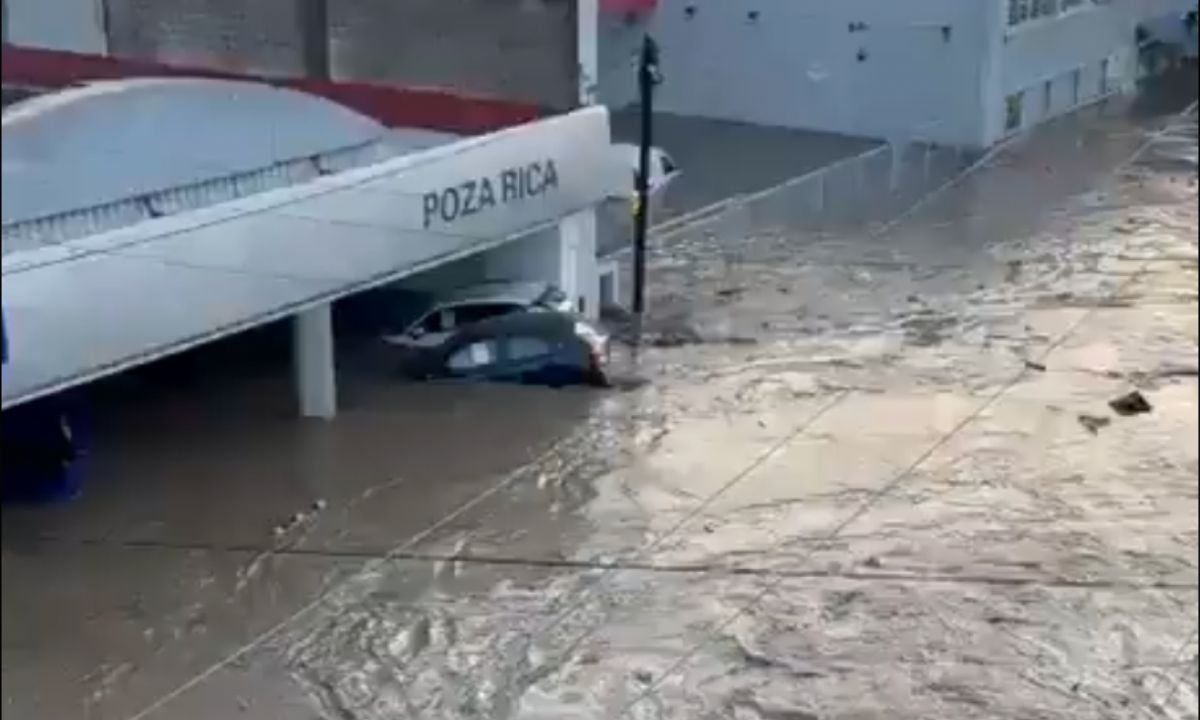 lluvias-en-veracruz-dejan-un-policia-muerto-y-suspenden-clases-en-41-municipios-lista-completa.jpg