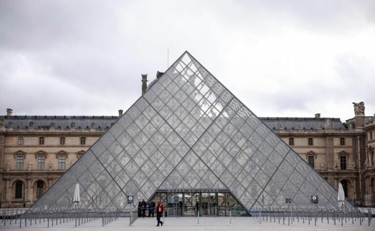 museo-del-louvre-3-768x474-1.jpg