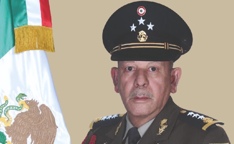 defensa-anuncia-relevo-en-su-estructura-el-general-enrique-covarrubias-pasa-a-retiro-768x474-1.jpg