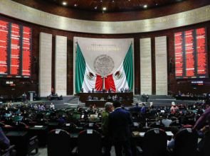 En “fast track” avalan 3 iniciativas sobre el Ejército y armas