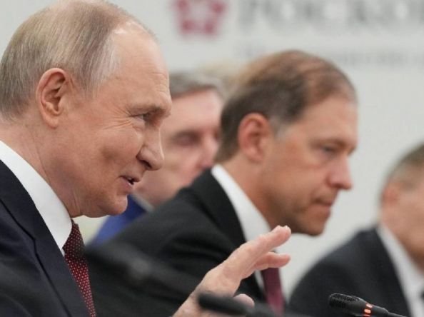 Rusia ofrece a México gas licuado y tecnología energética en medio de tensiones arancelarias en EU