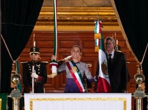 Claudia Sheinbaum da su primer Grito de Independencia
